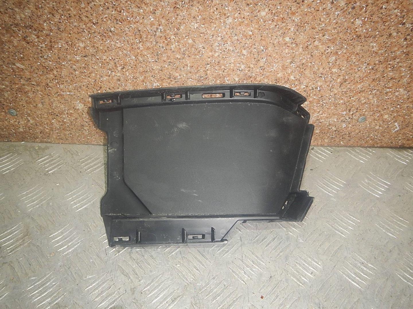 Решетка в бампер левая