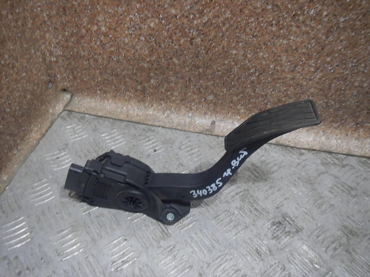 Педаль газа