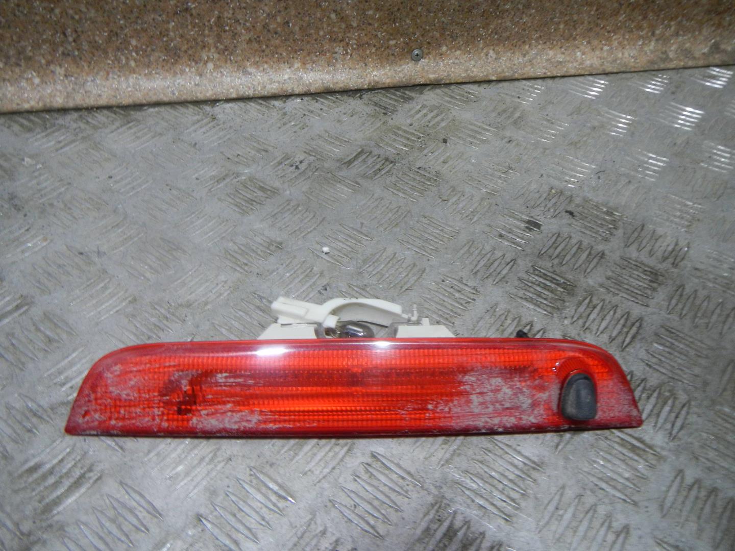 Фонарь задний (стоп сигнал)