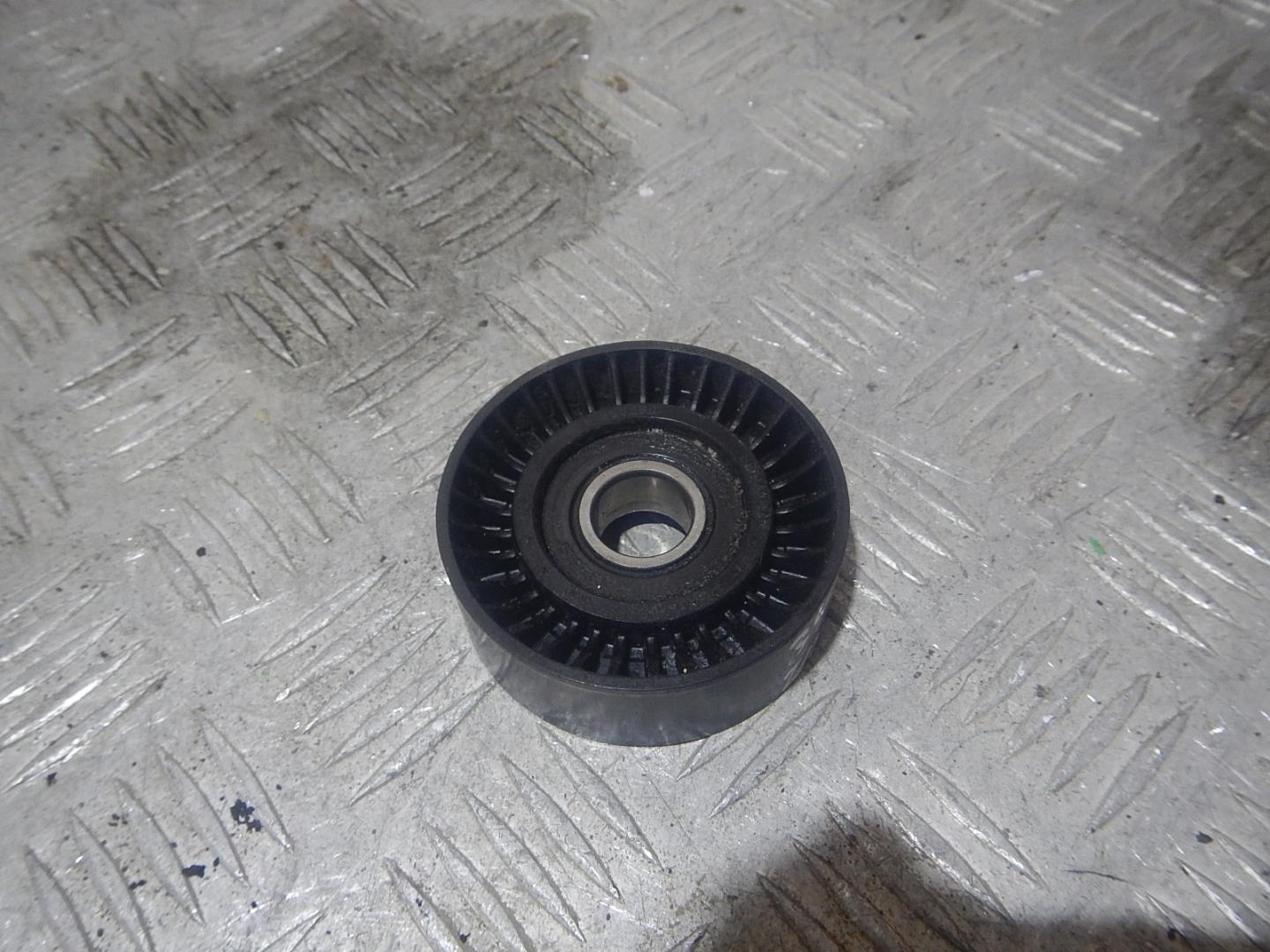 Ролик-натяжитель