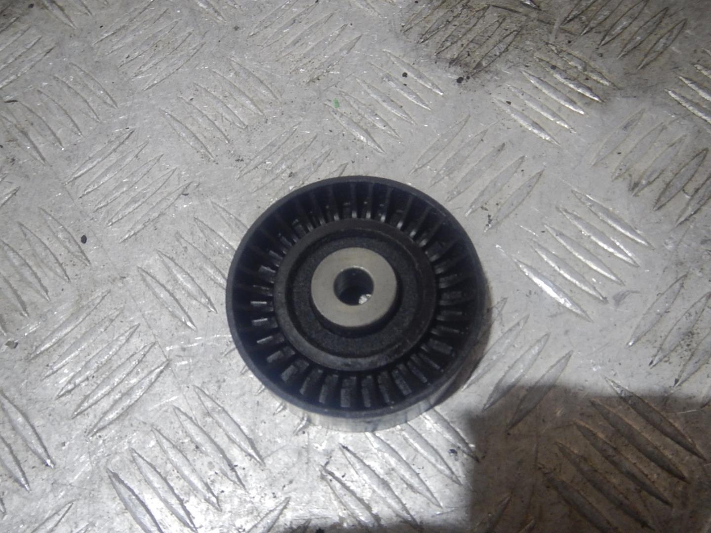 Ролик-натяжитель