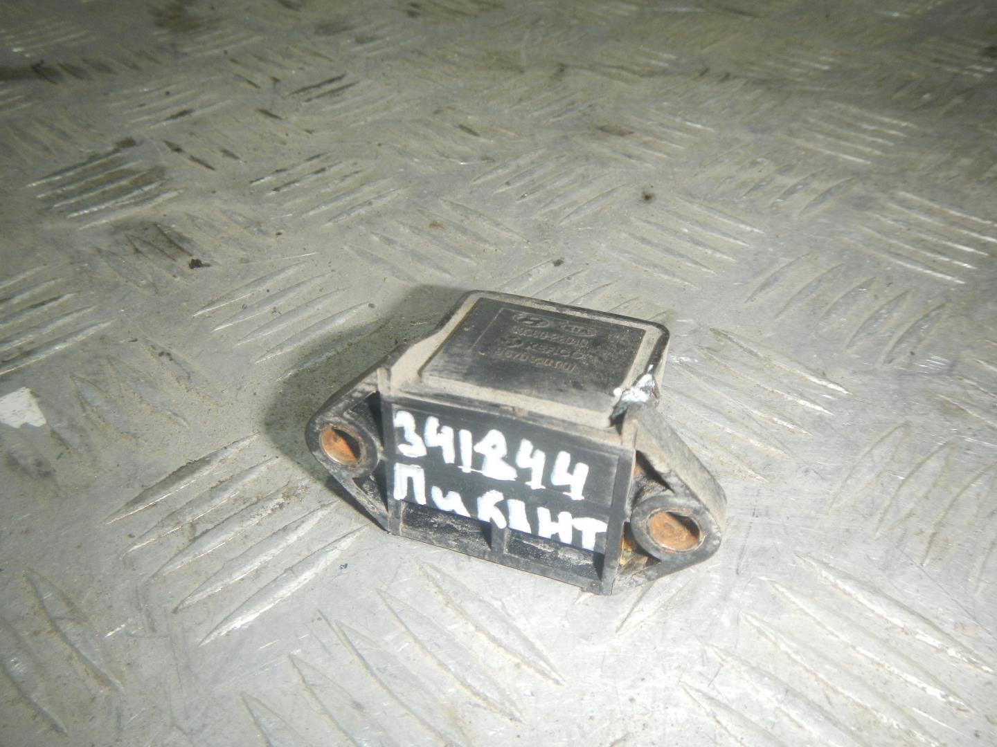 Датчик ускорения