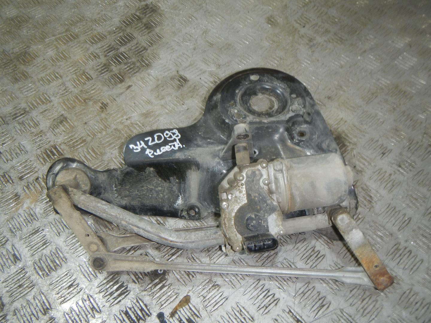 Трапеция стеклоочистителей