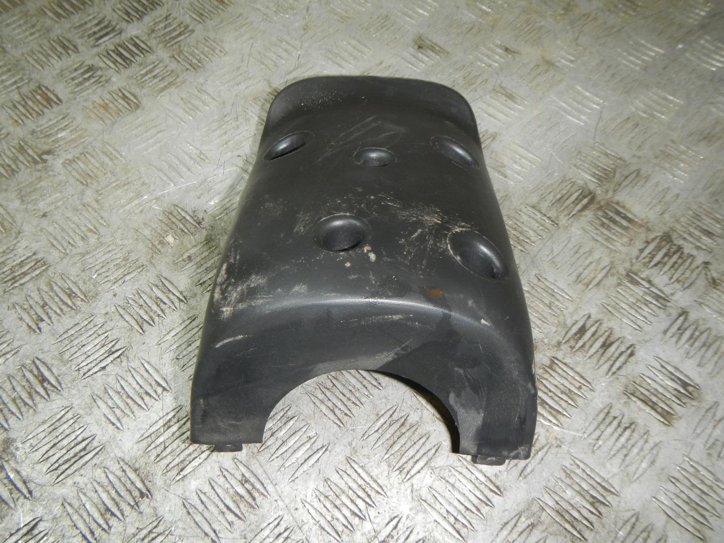 Кожух рулевой колонки