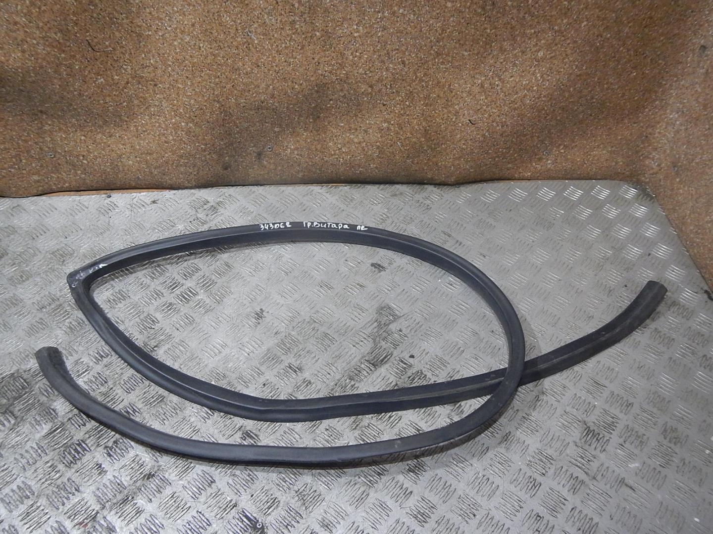 Уплотнитель двери