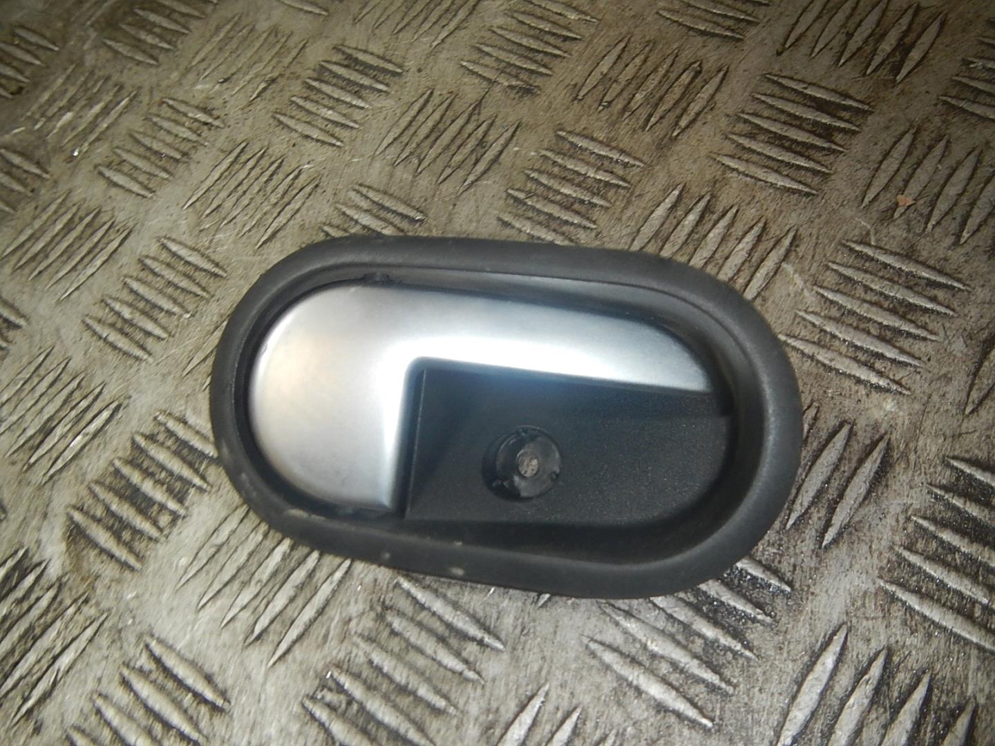 Ручка двери внутренняя правая