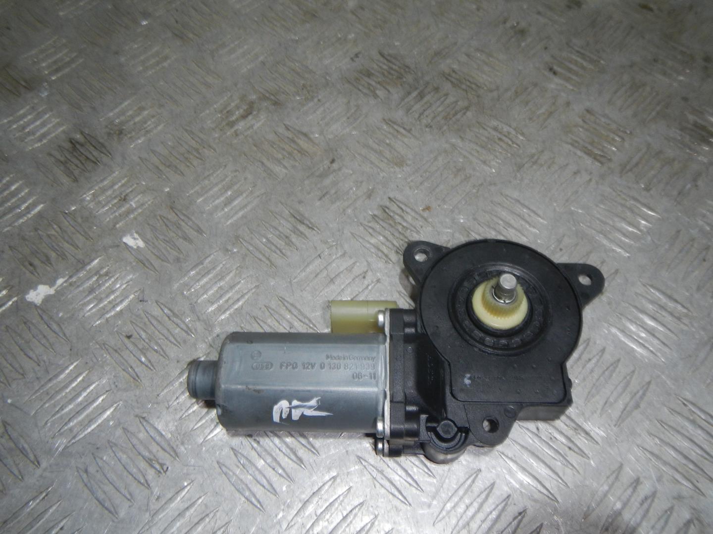 Моторчик стеклоподъемника