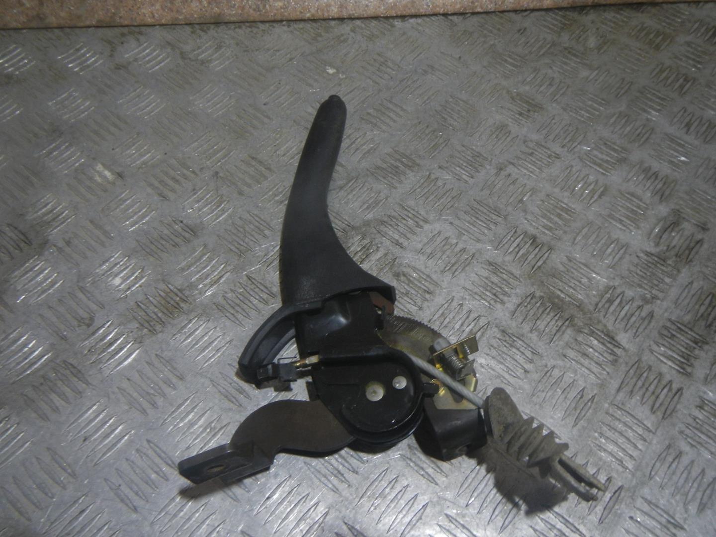 Рычаг стояночного тормоза