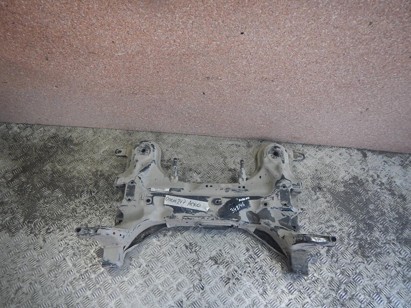 Балка подмоторная