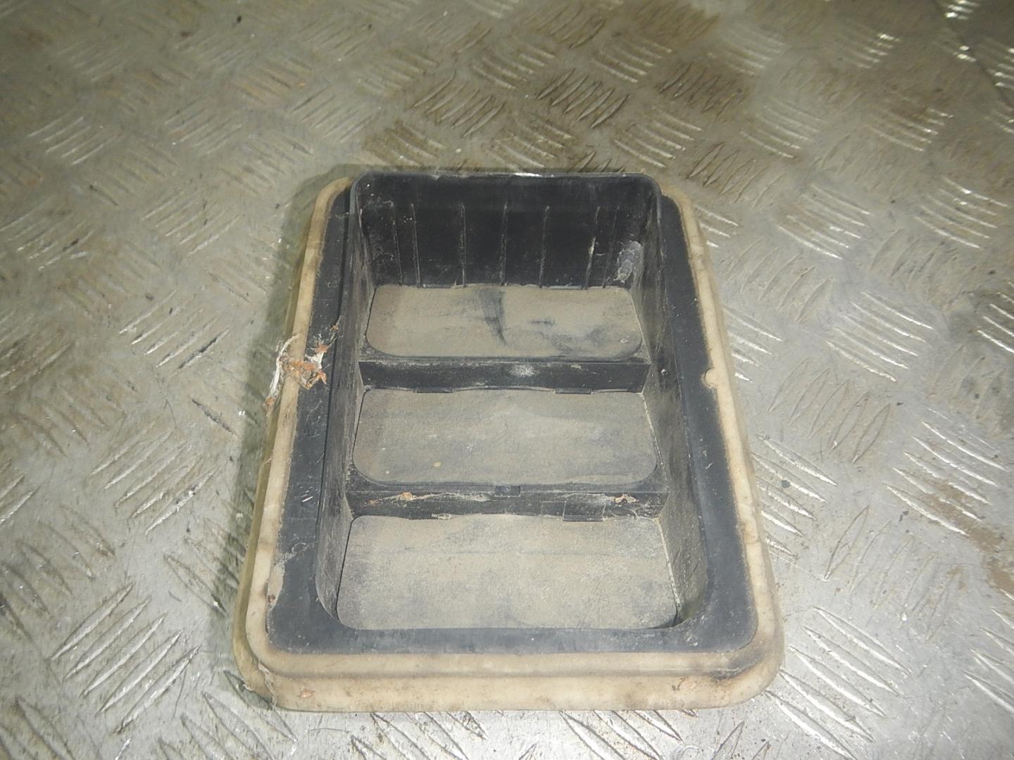 Решетка вентиляционная