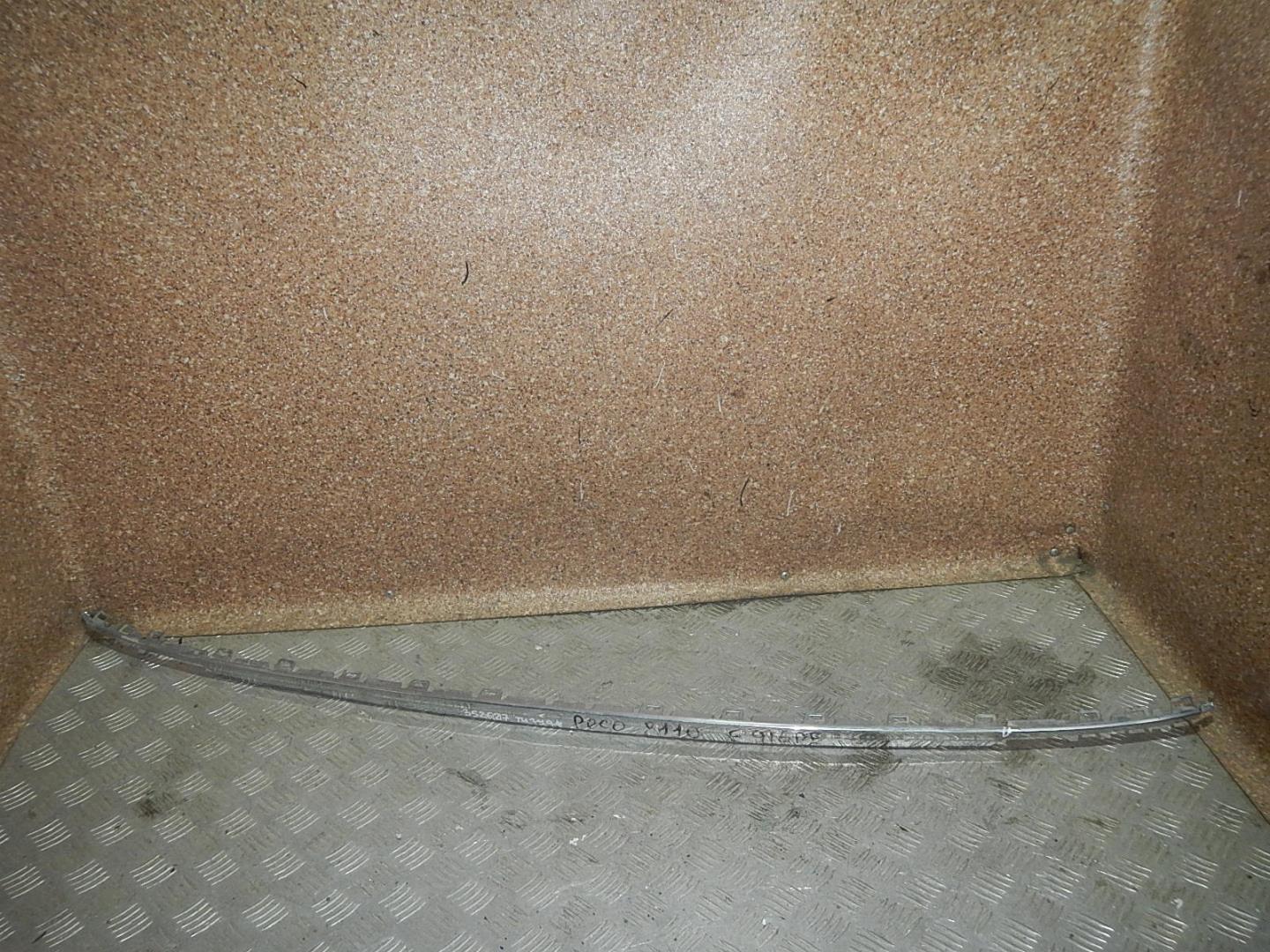 Молдинг заднего бампера