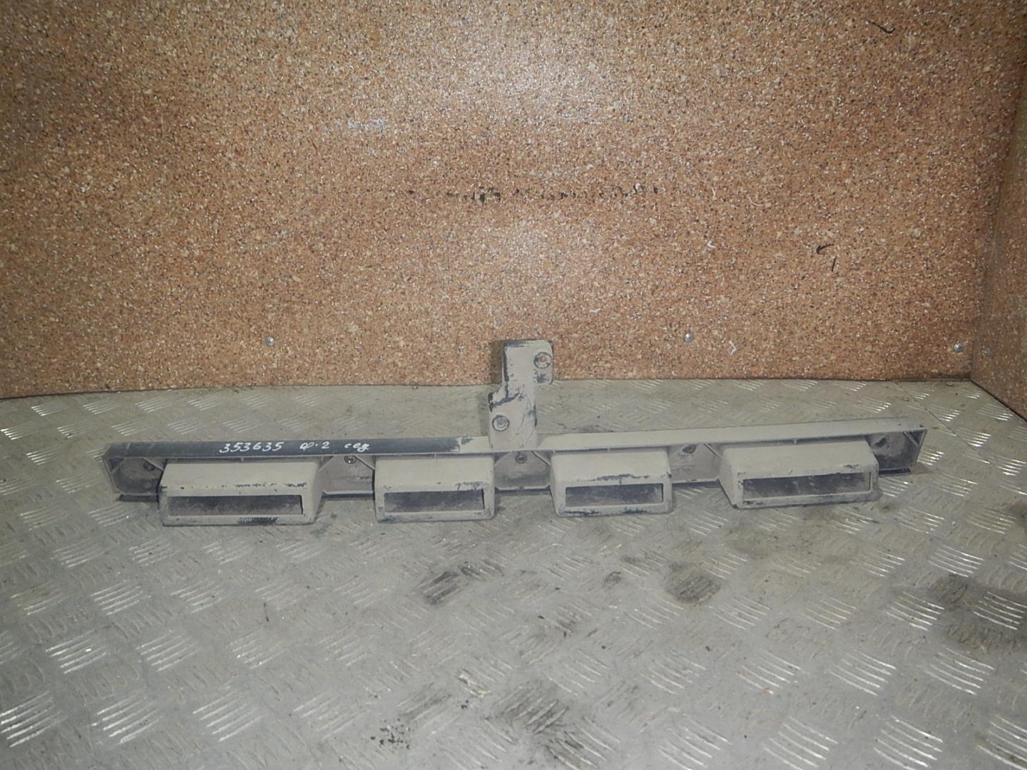 Кронштейн заднего бампера