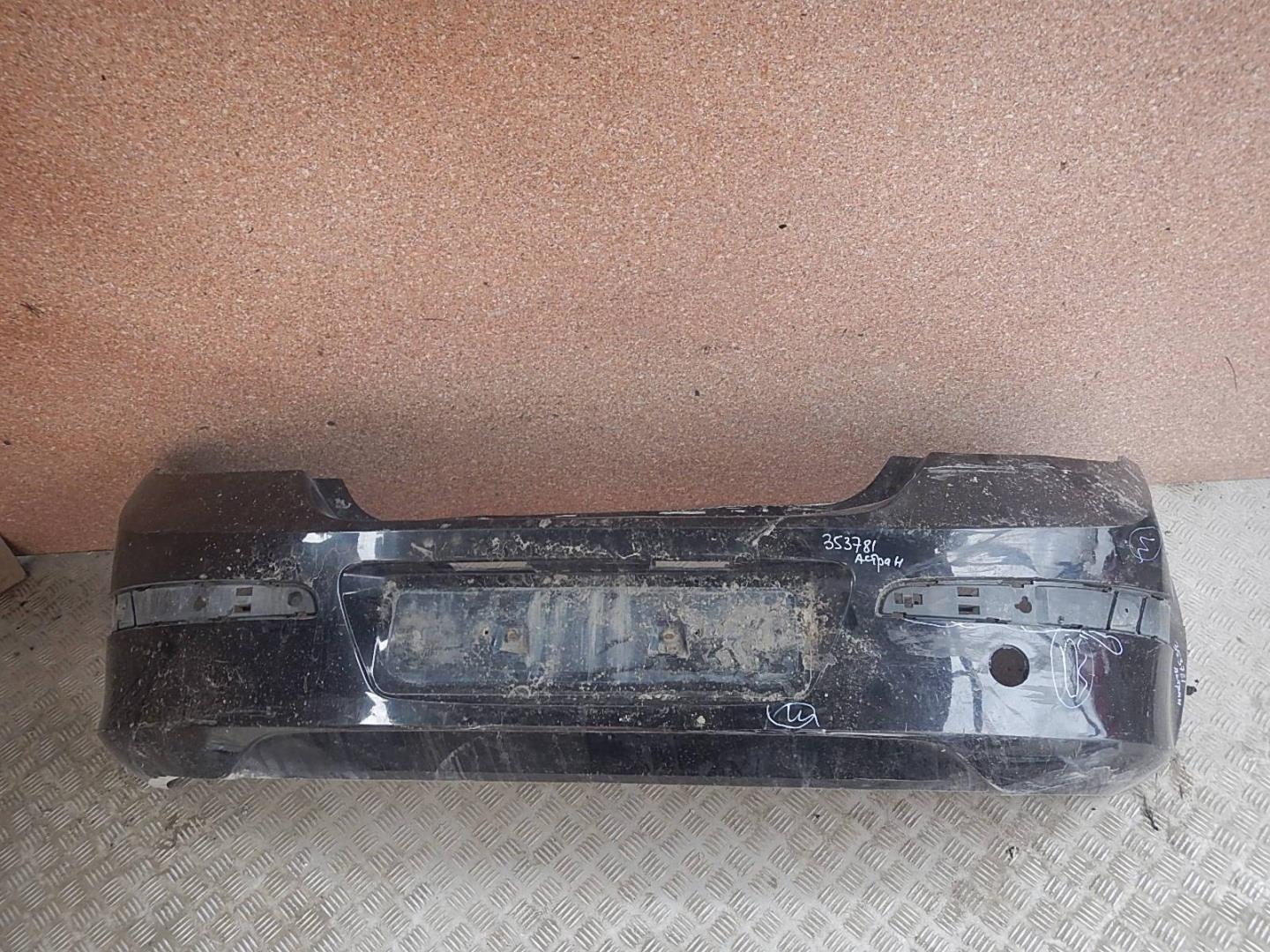 Бампер задний