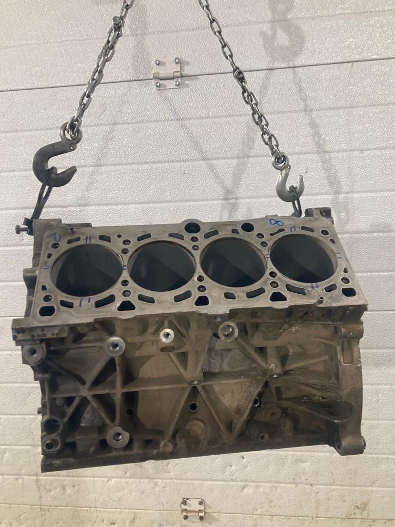 Блок двигателя