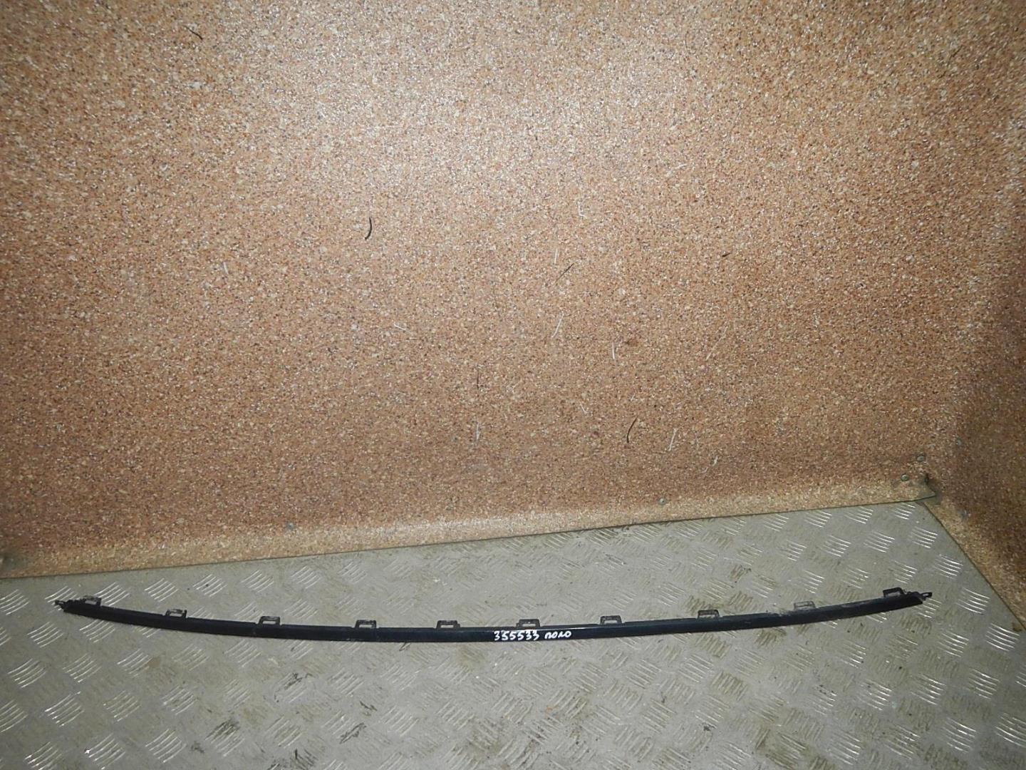 Молдинг заднего бампера