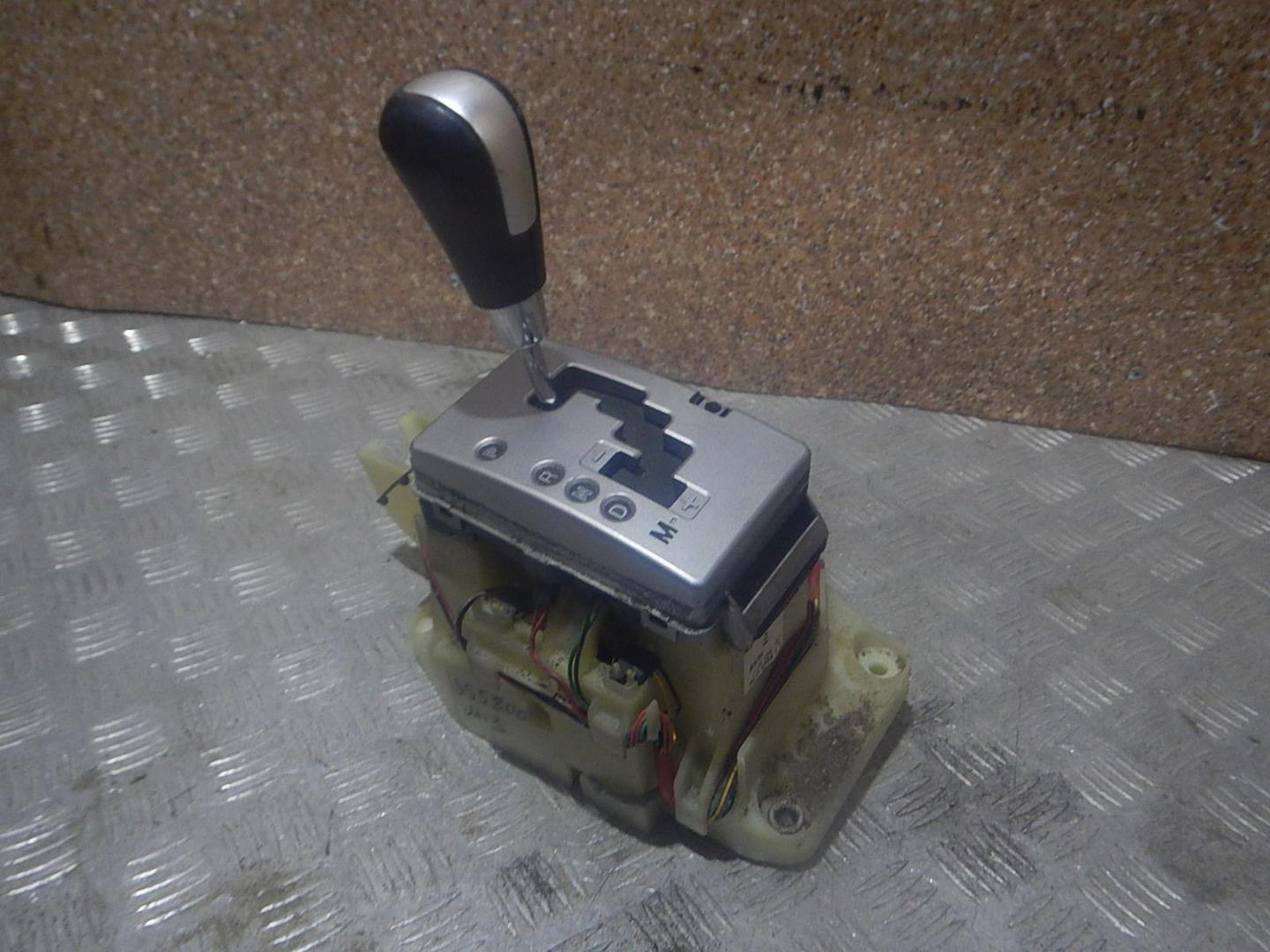 Кулиса МКПП / АКПП