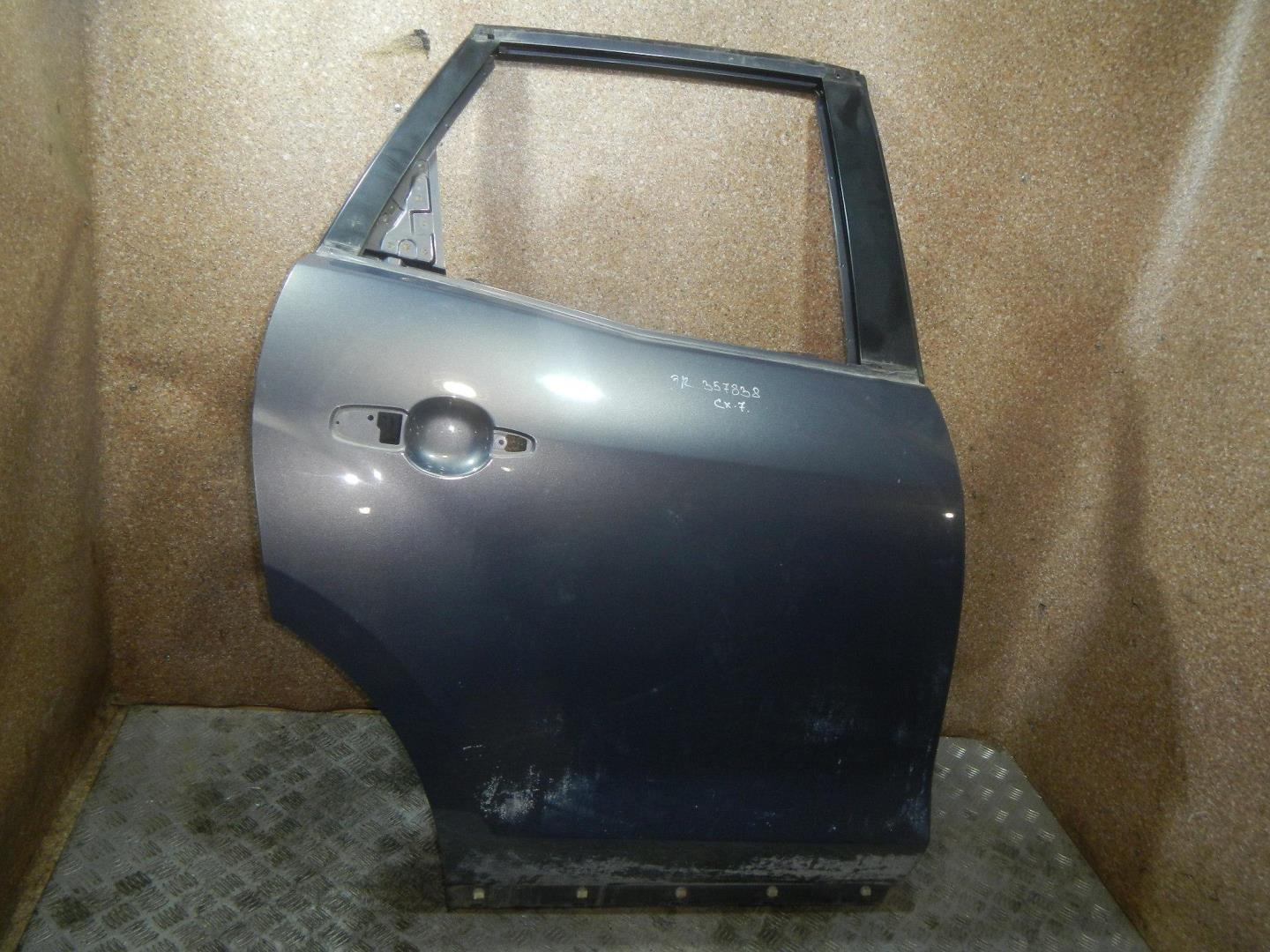 Дверь задняя правая