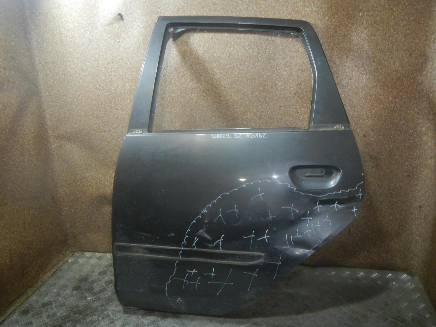 Дверь задняя левая