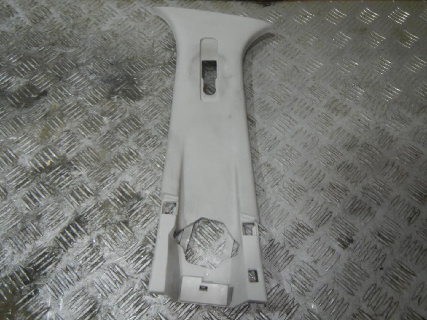 Обшивка стойки