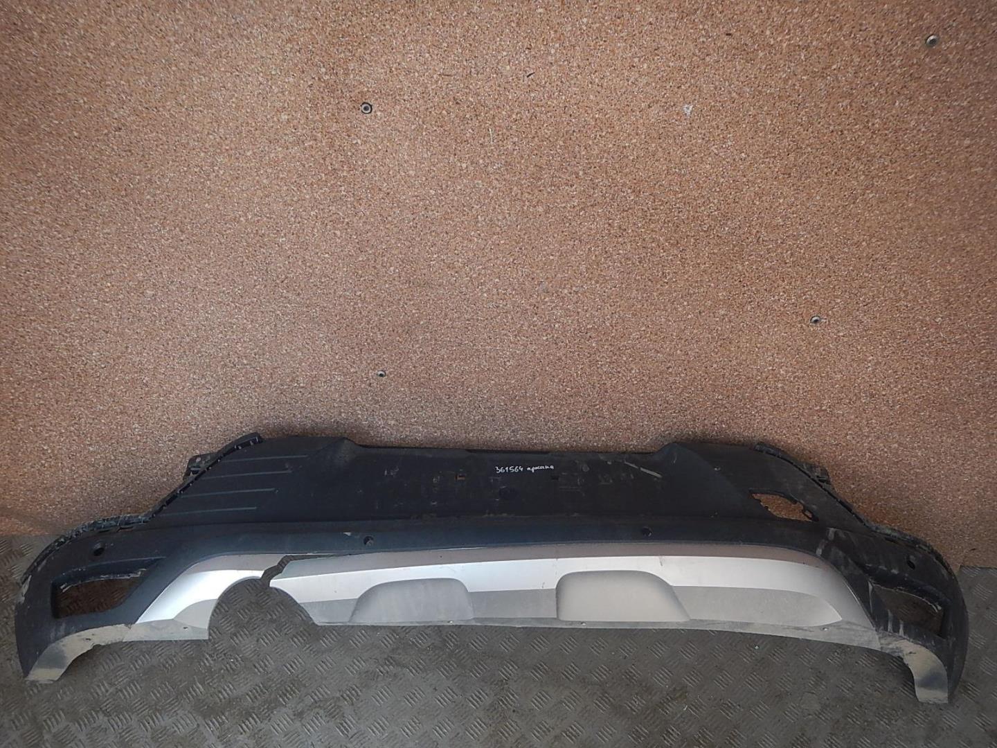 Бампер задний