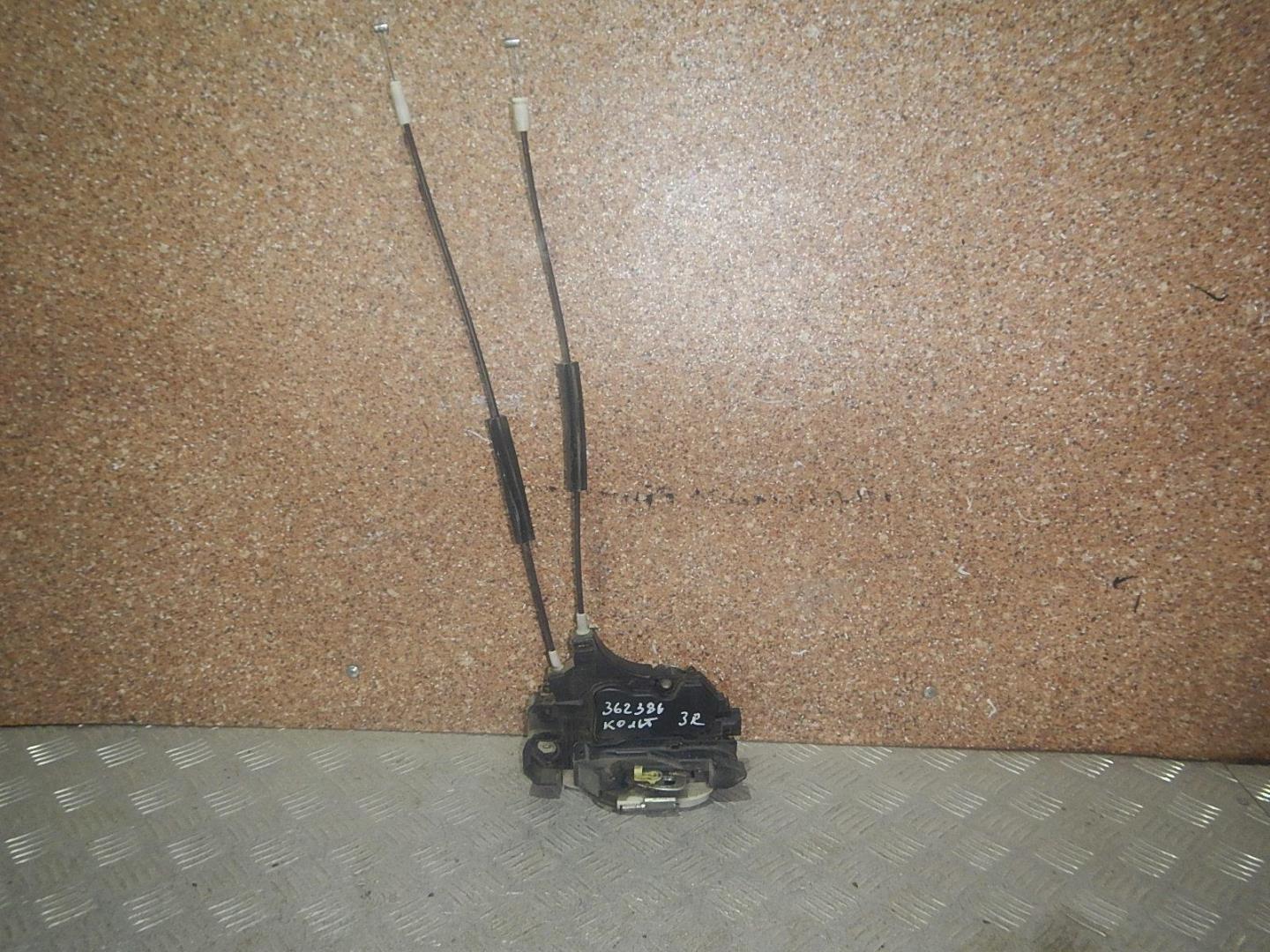 Замок двери задней правой