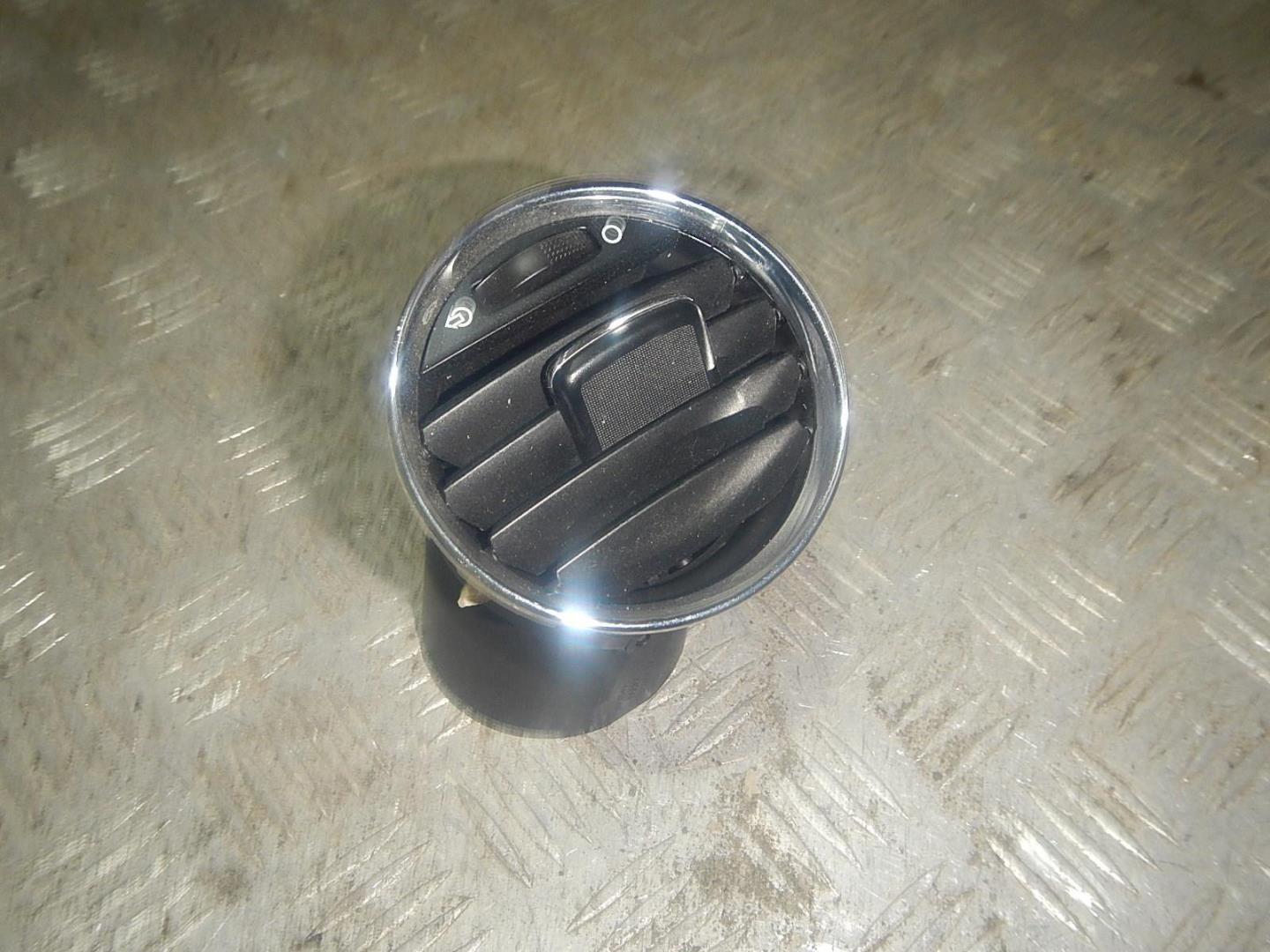 Дефлектор воздушный