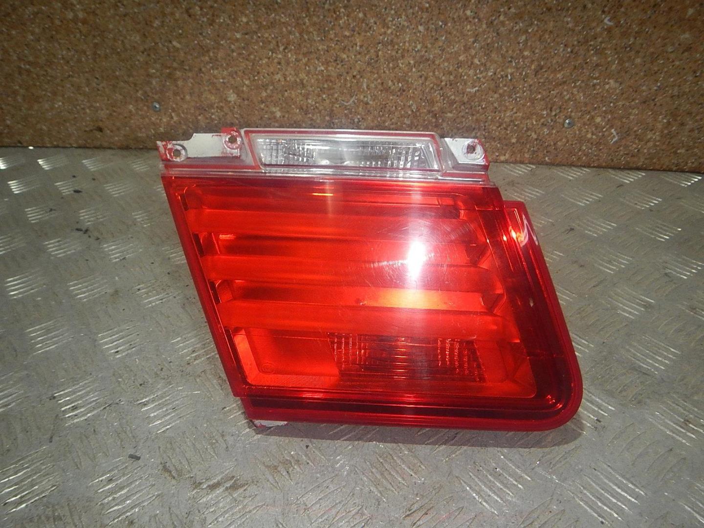 Фонарь задний внутренний левый