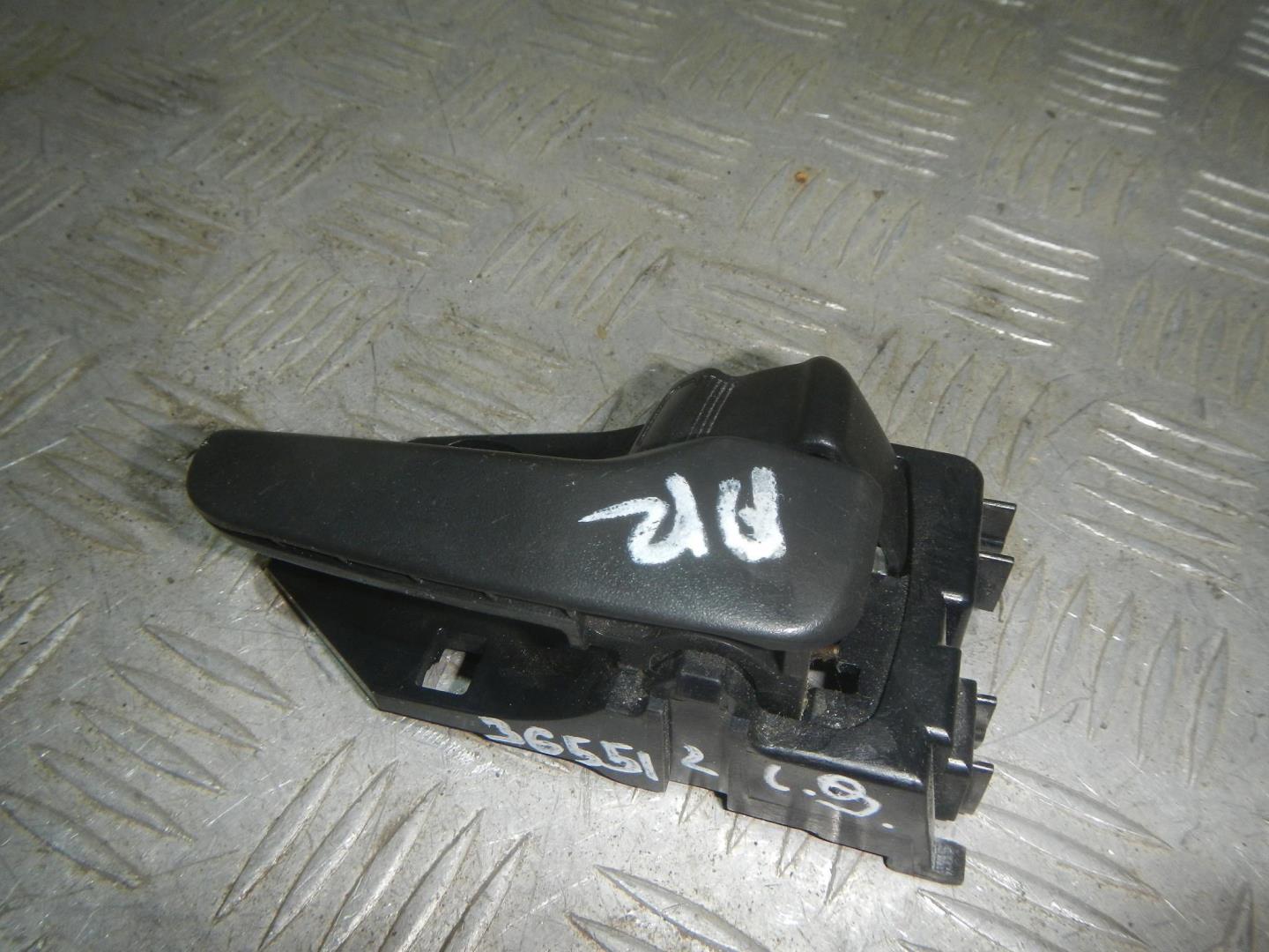 Ручка двери внутренняя правая