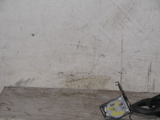 Ремень безопасности