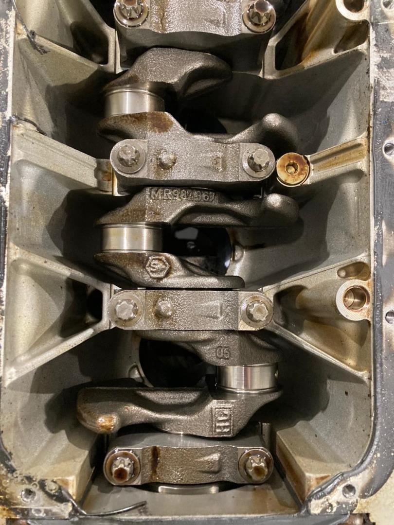 Блок двигателя