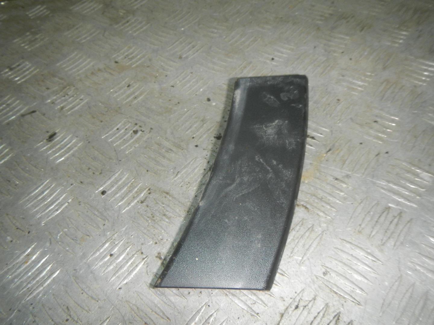 Накладка заднего бампера правая