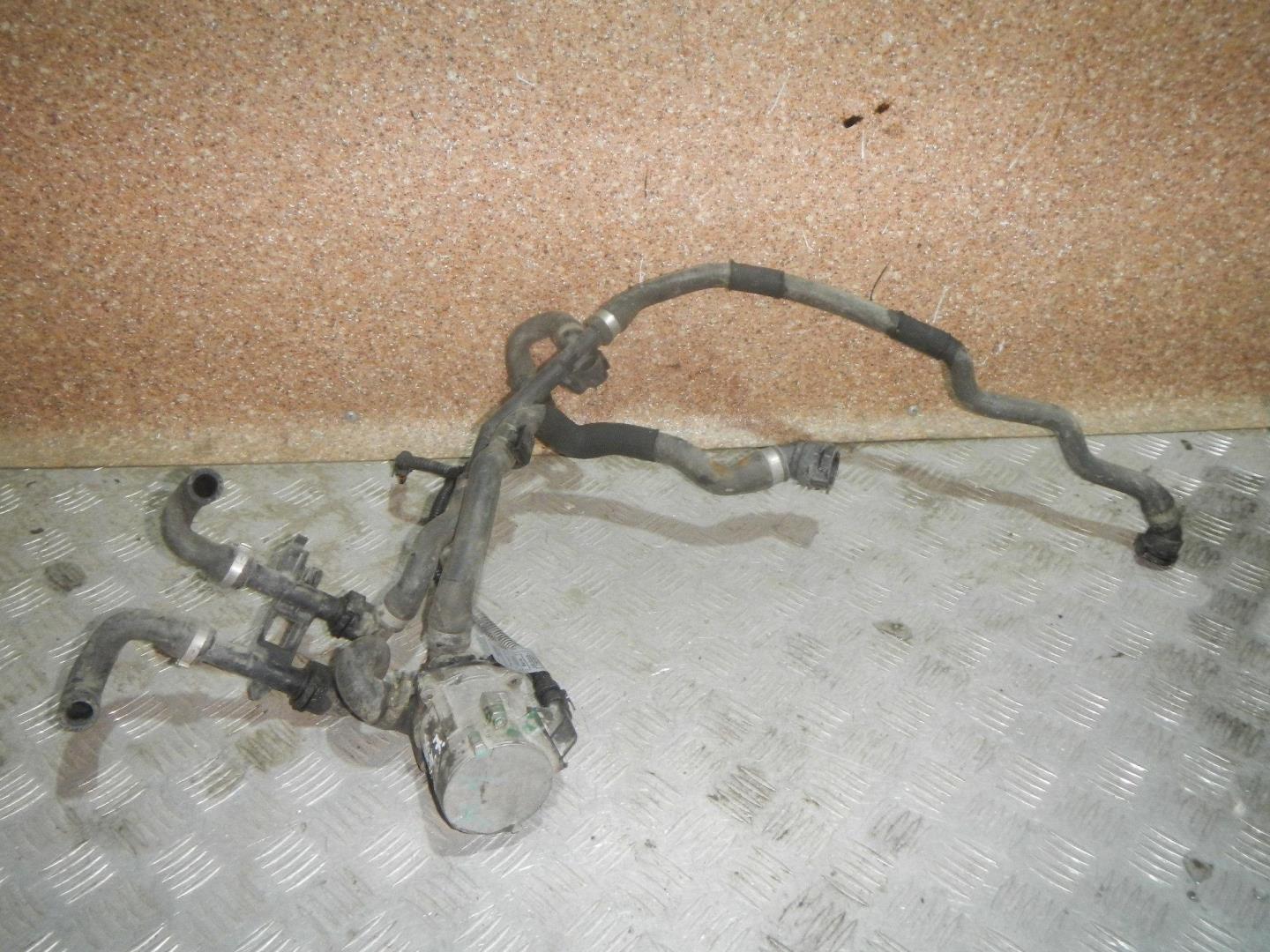 Насос водяной (помпа)