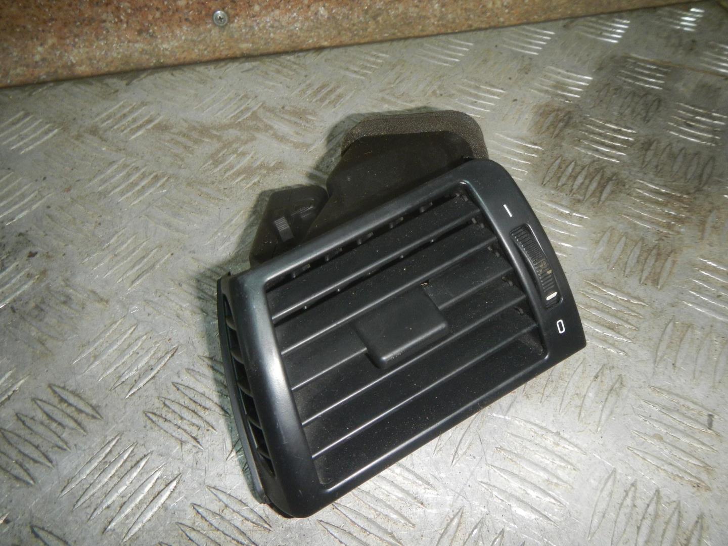 Дефлектор воздушный