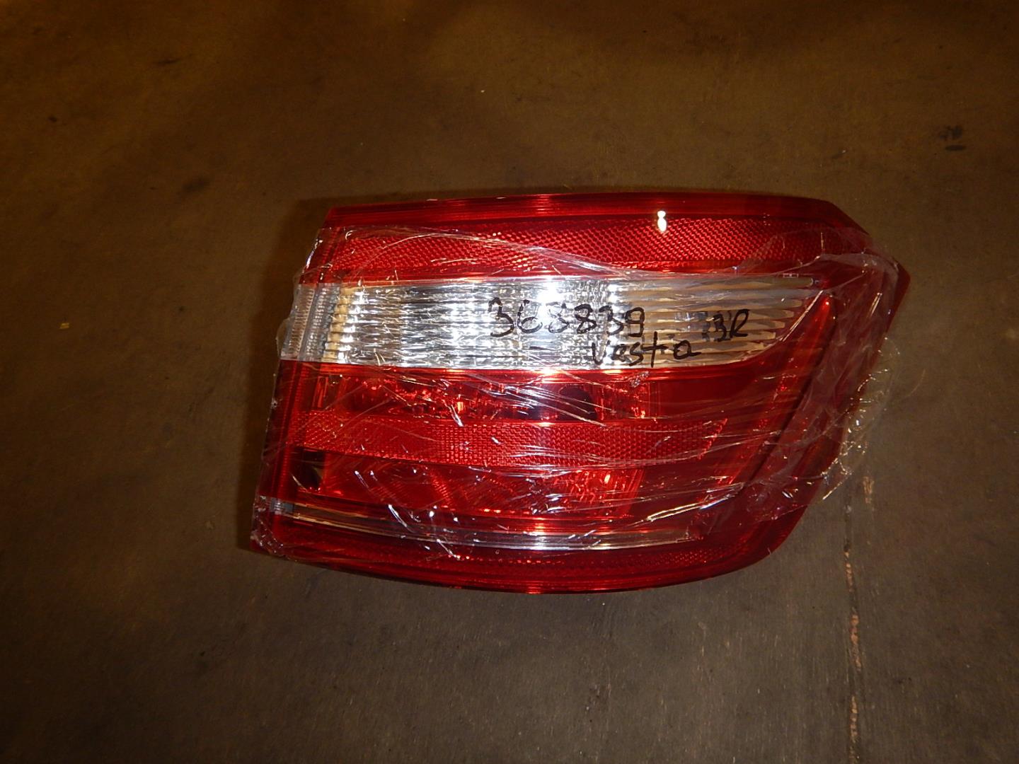 Фонарь задний правый