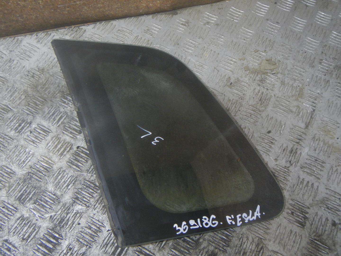 Стекло кузовное глухое левое