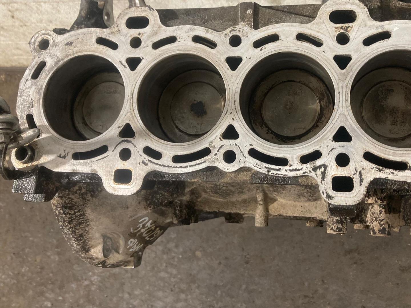 Блок двигателя