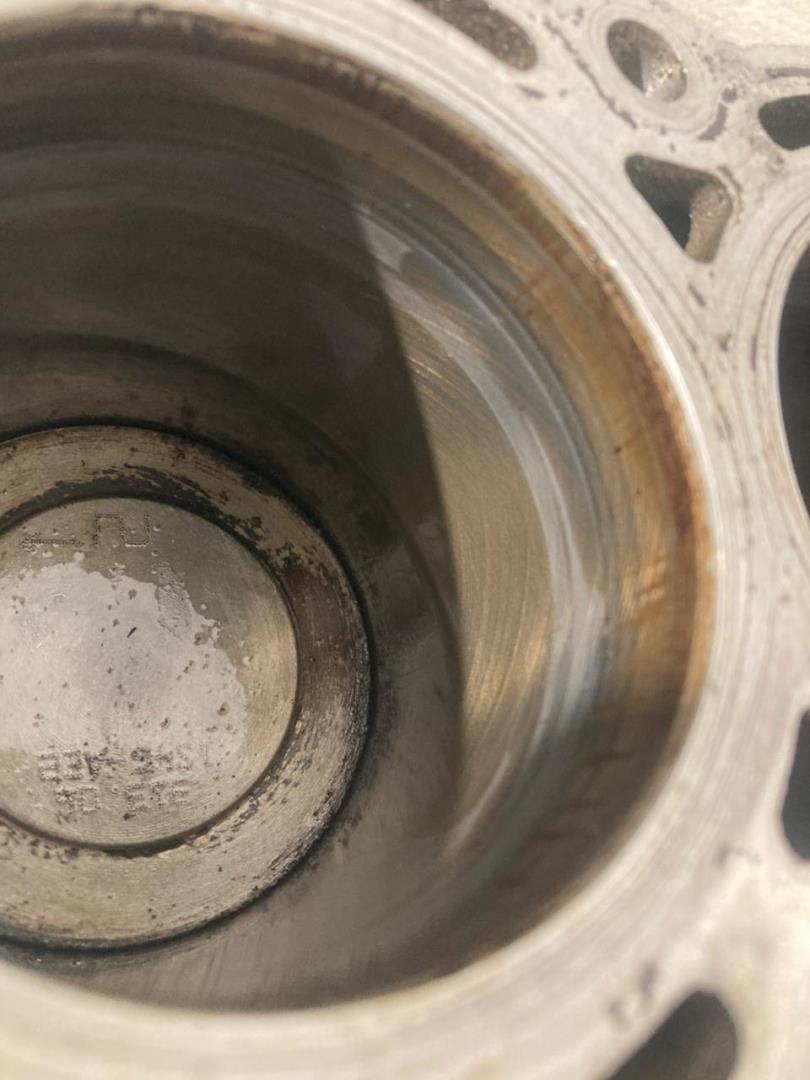 Блок двигателя