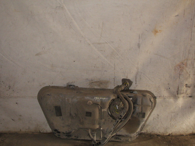 Горловина топливного бака