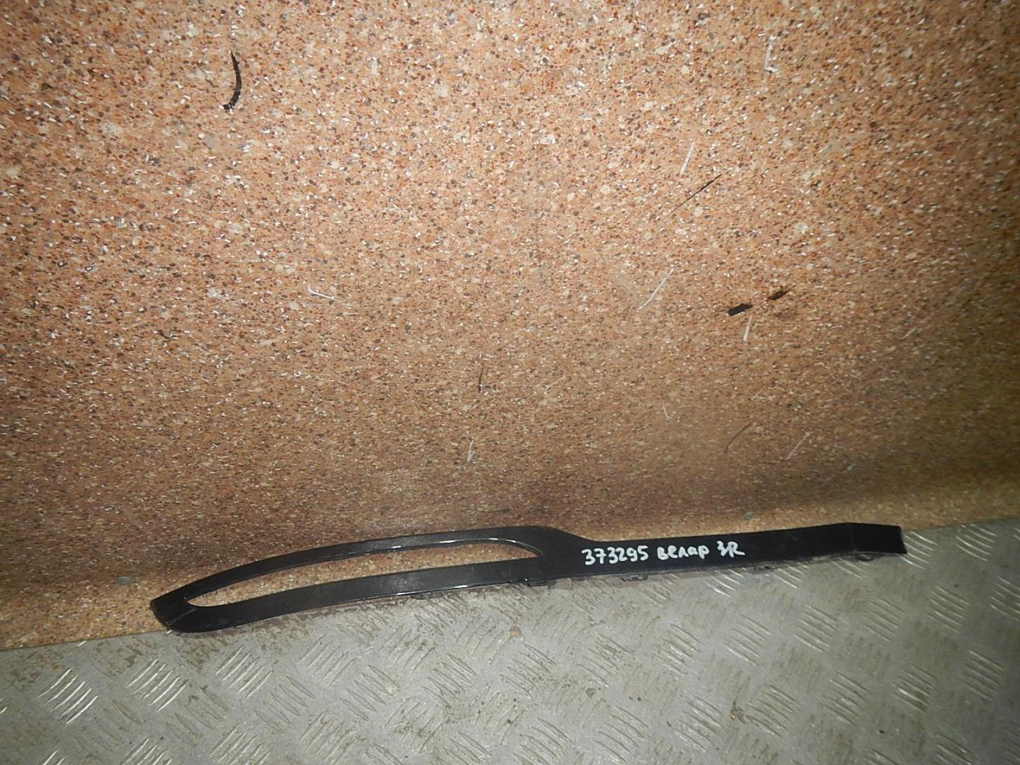 Накладка заднего бампера правая