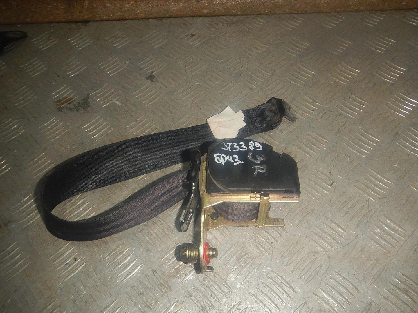 Ремень безопасности