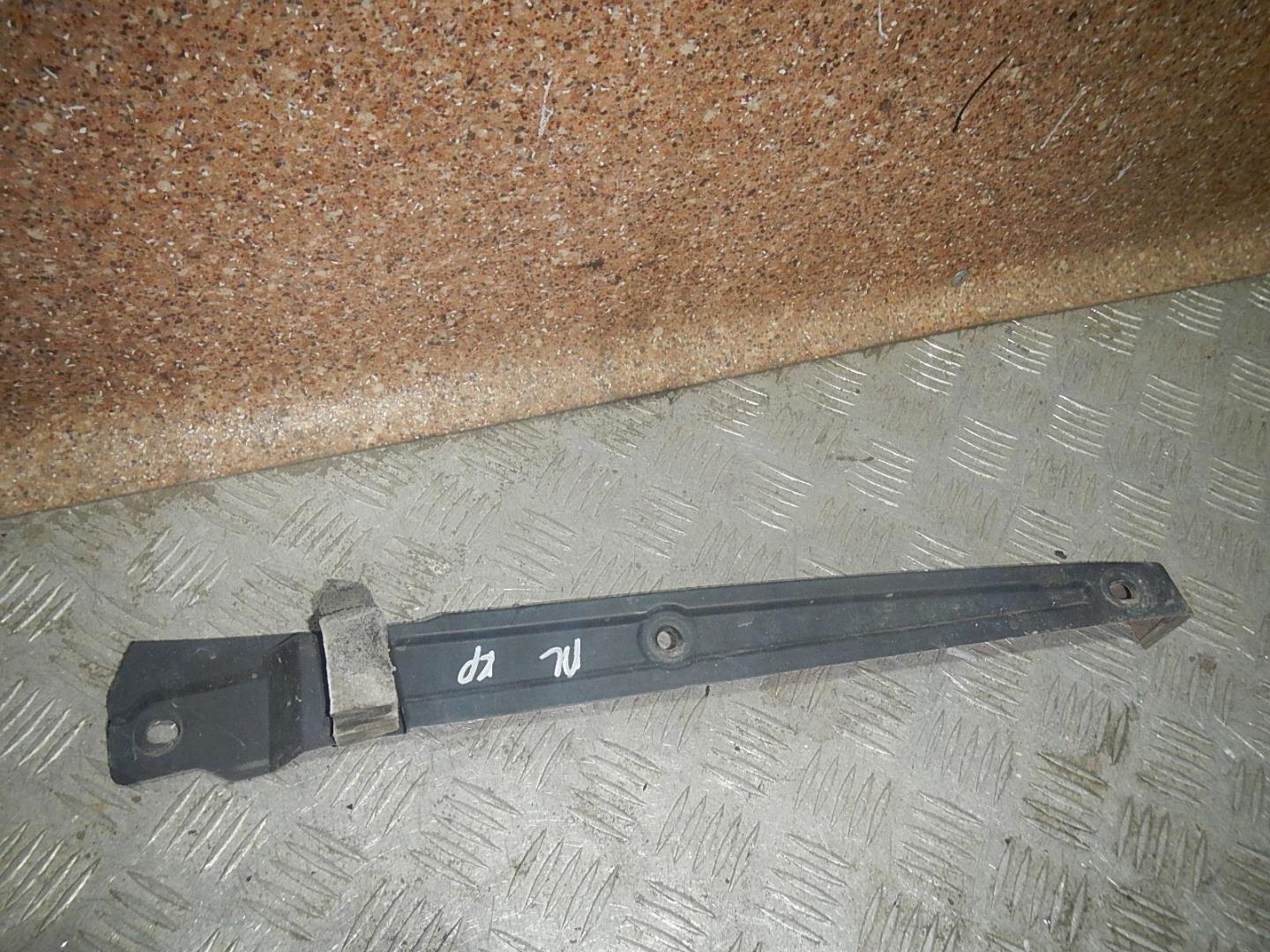 Накладка (кузов наружные)