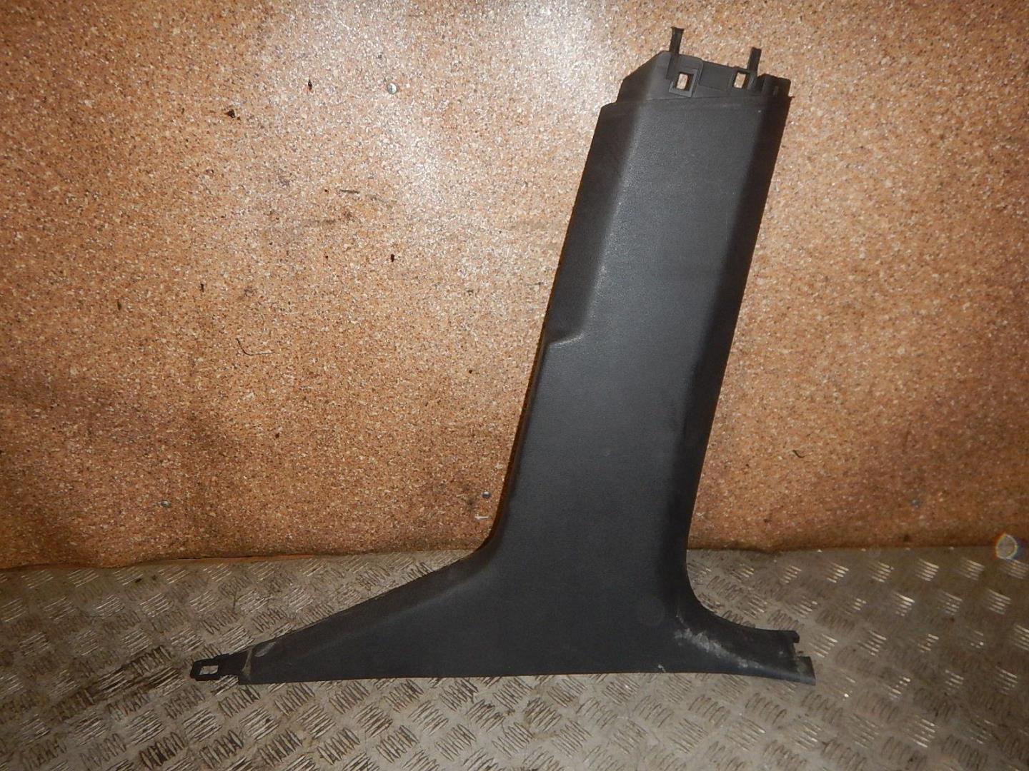 Обшивка стойки