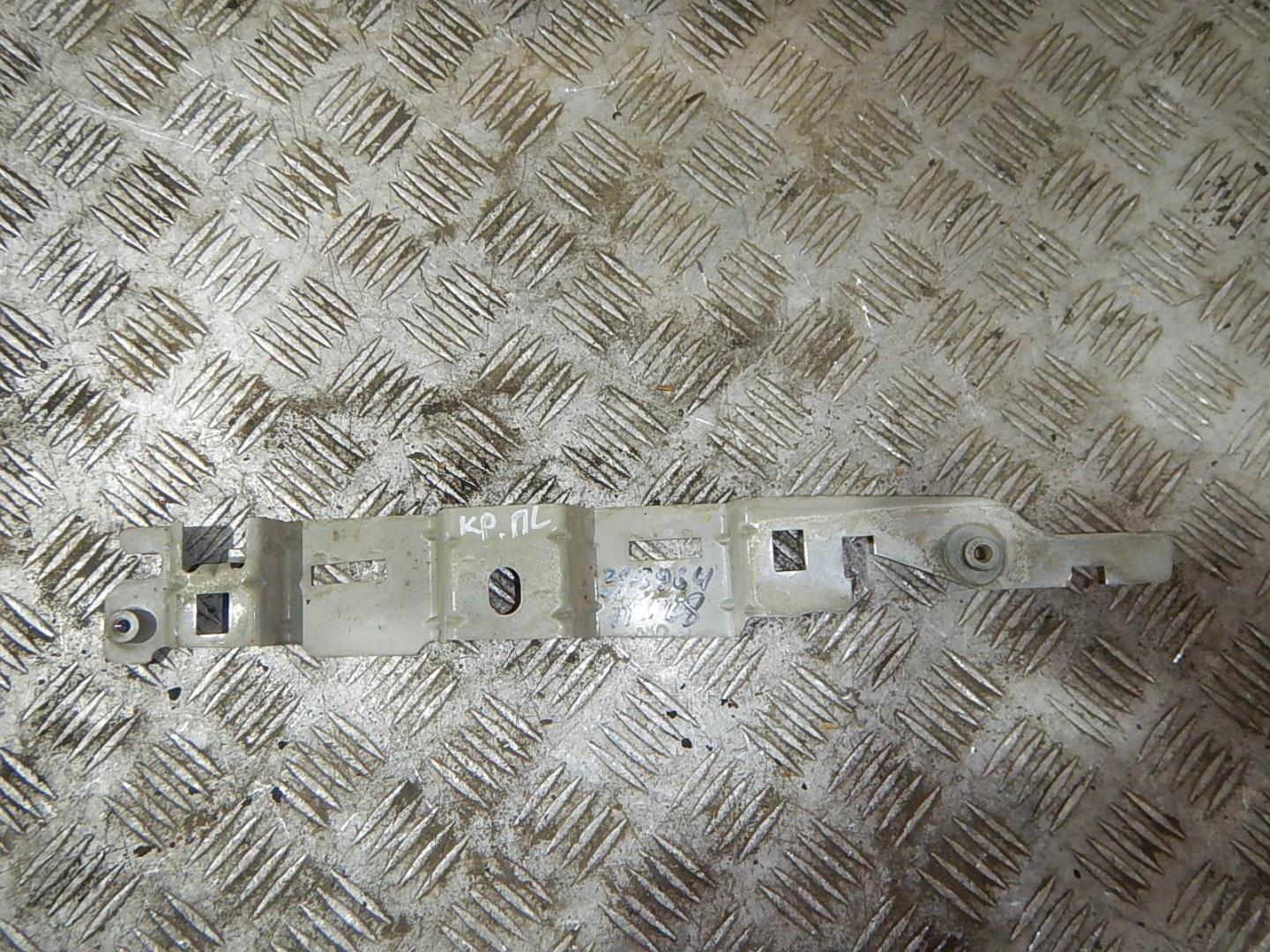 Кронштейн крепления крыла