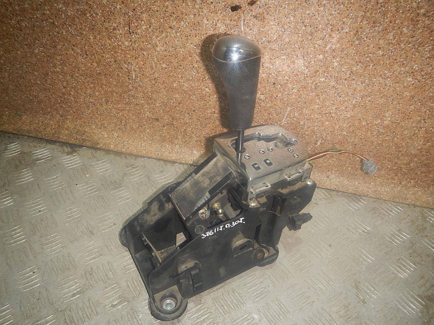 Кулиса МКПП / АКПП