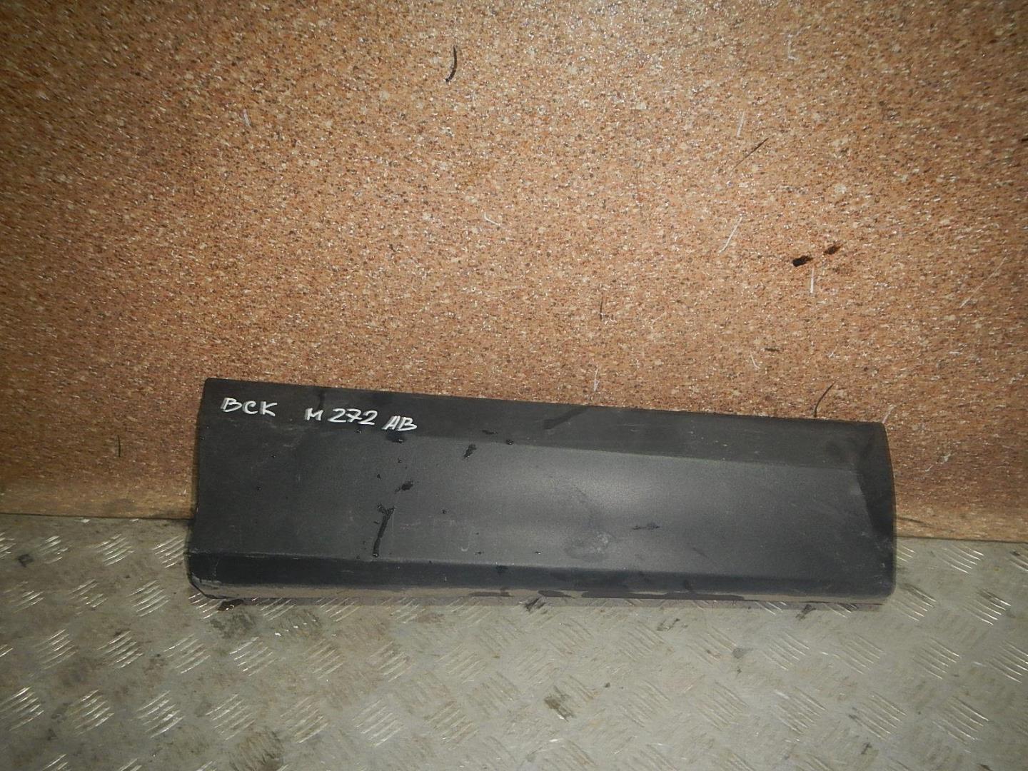 Молдинг задней правой двери