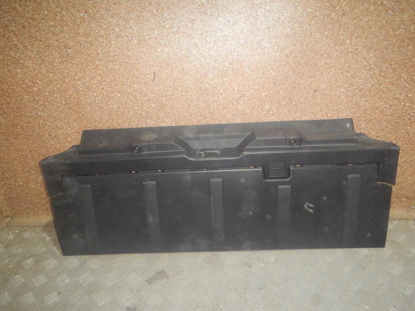 Пол багажника