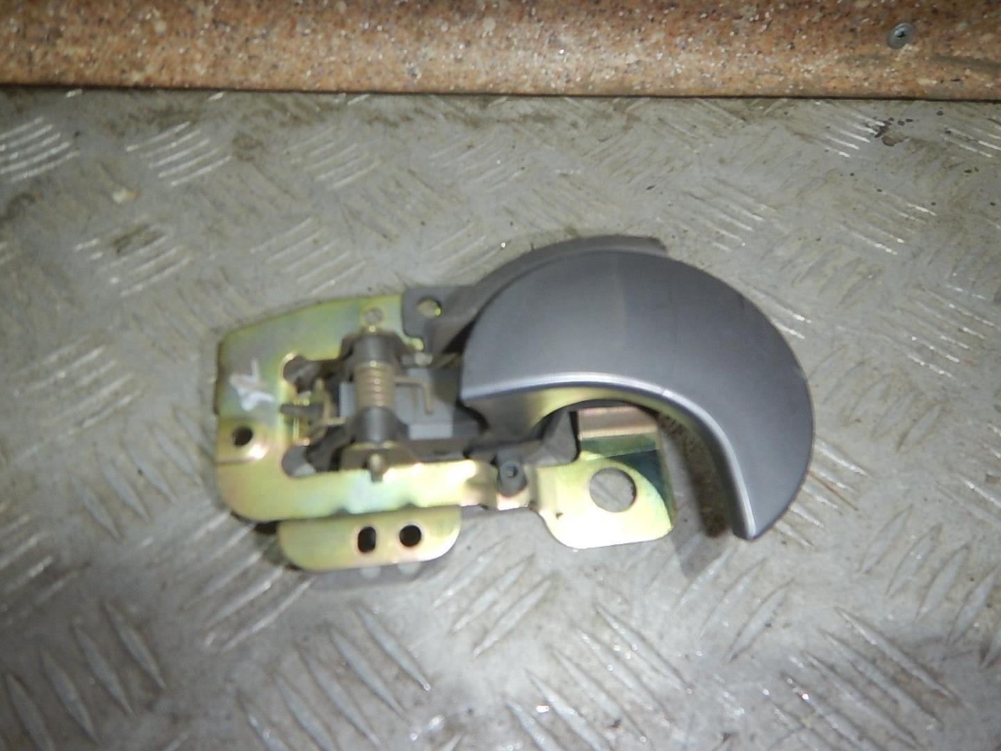 Ручка двери внутренняя правая