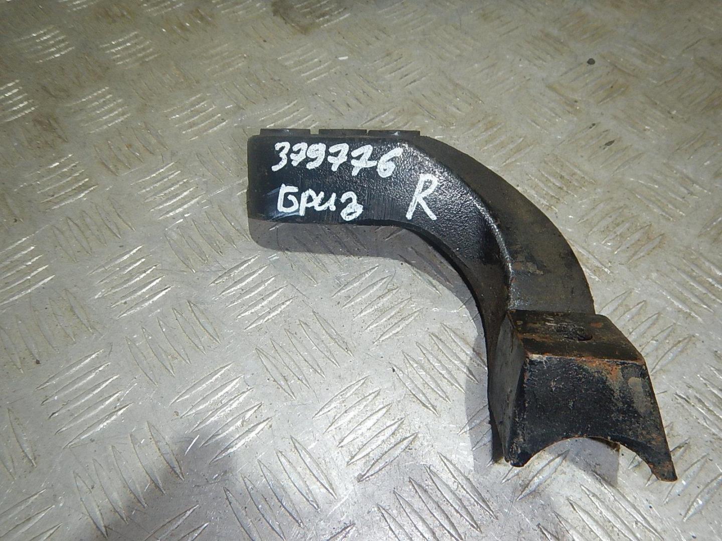 Кронштейн двигателя правый