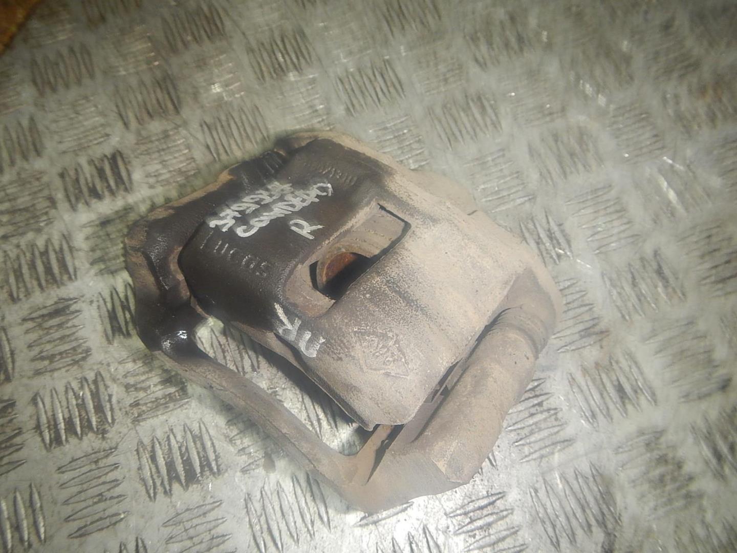 Суппорт передний правый