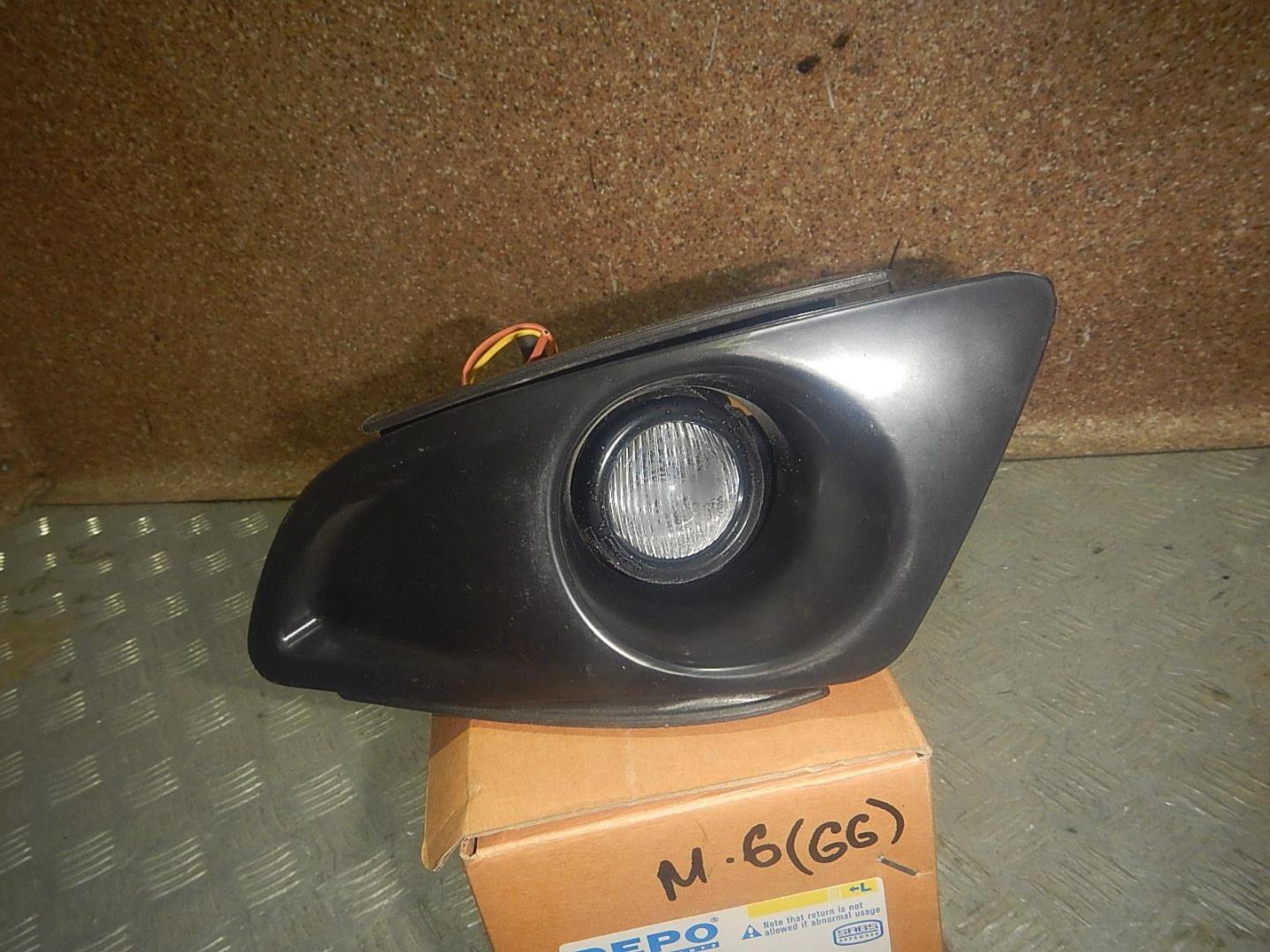 Фара противотуманная левая